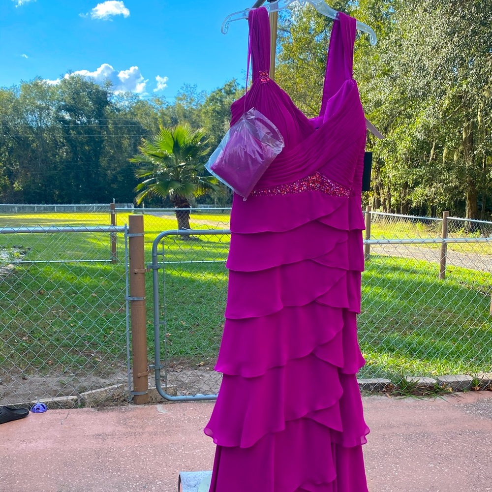New VM Collection Prom/Evening Dress with Stole